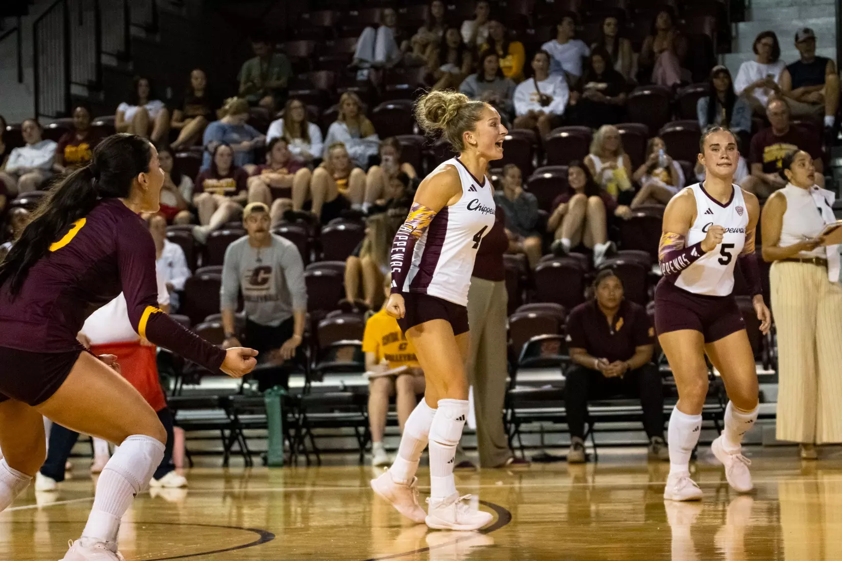CMU Volleyball vs. Oakland (9/2/26)