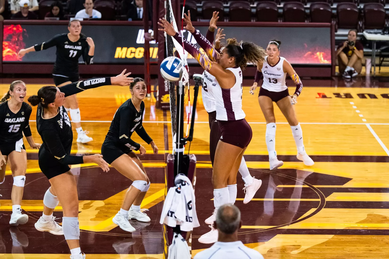 CMU Volleyball vs. Oakland (September 2, 2026)