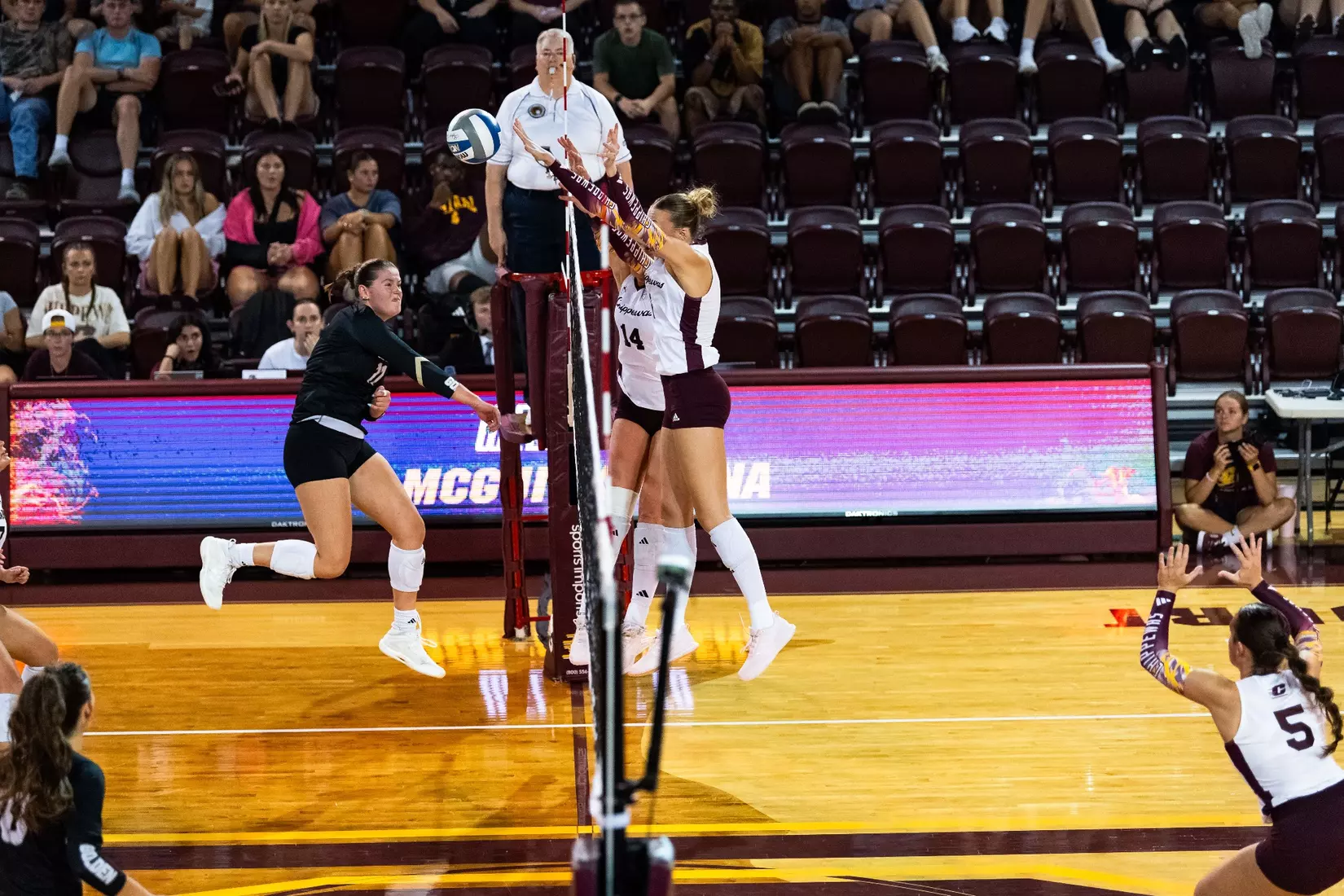 CMU Volleyball vs. Oakland (September 2, 2026)