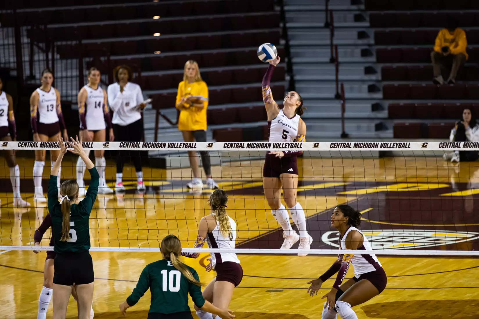CMU Volleyball vs Eastern Michigan