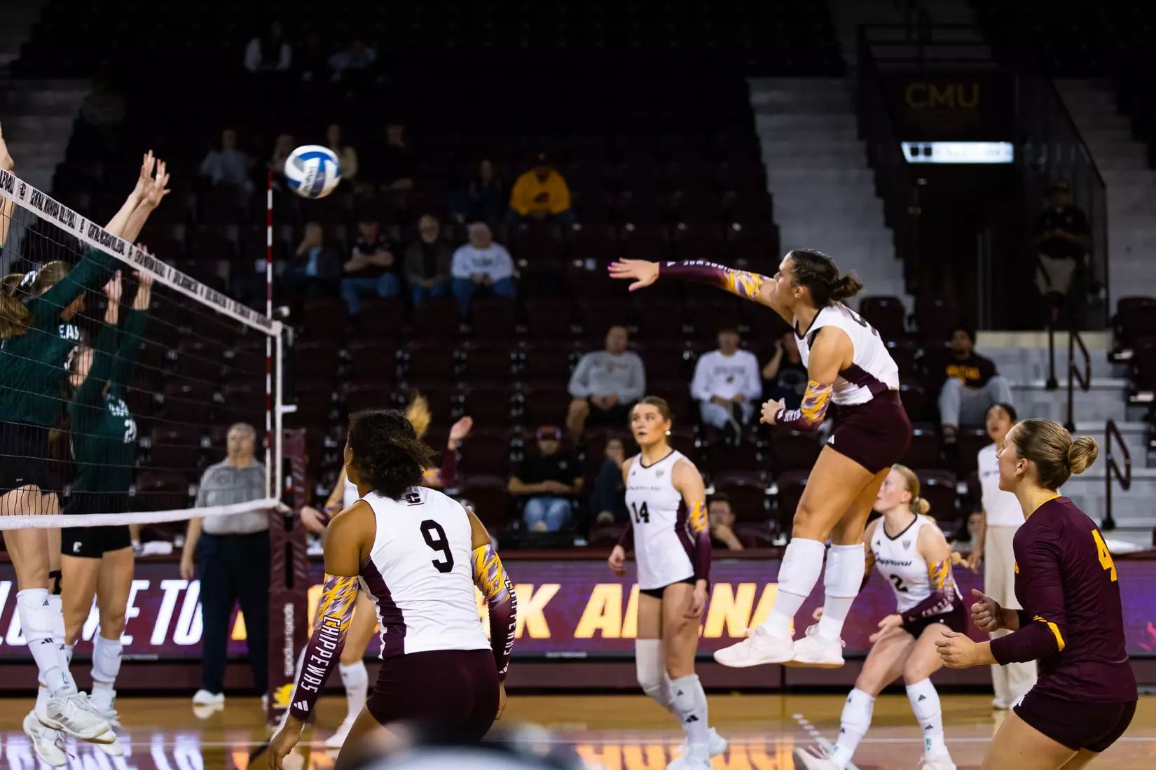 CMU Volleyball vs Eastern Michigan
