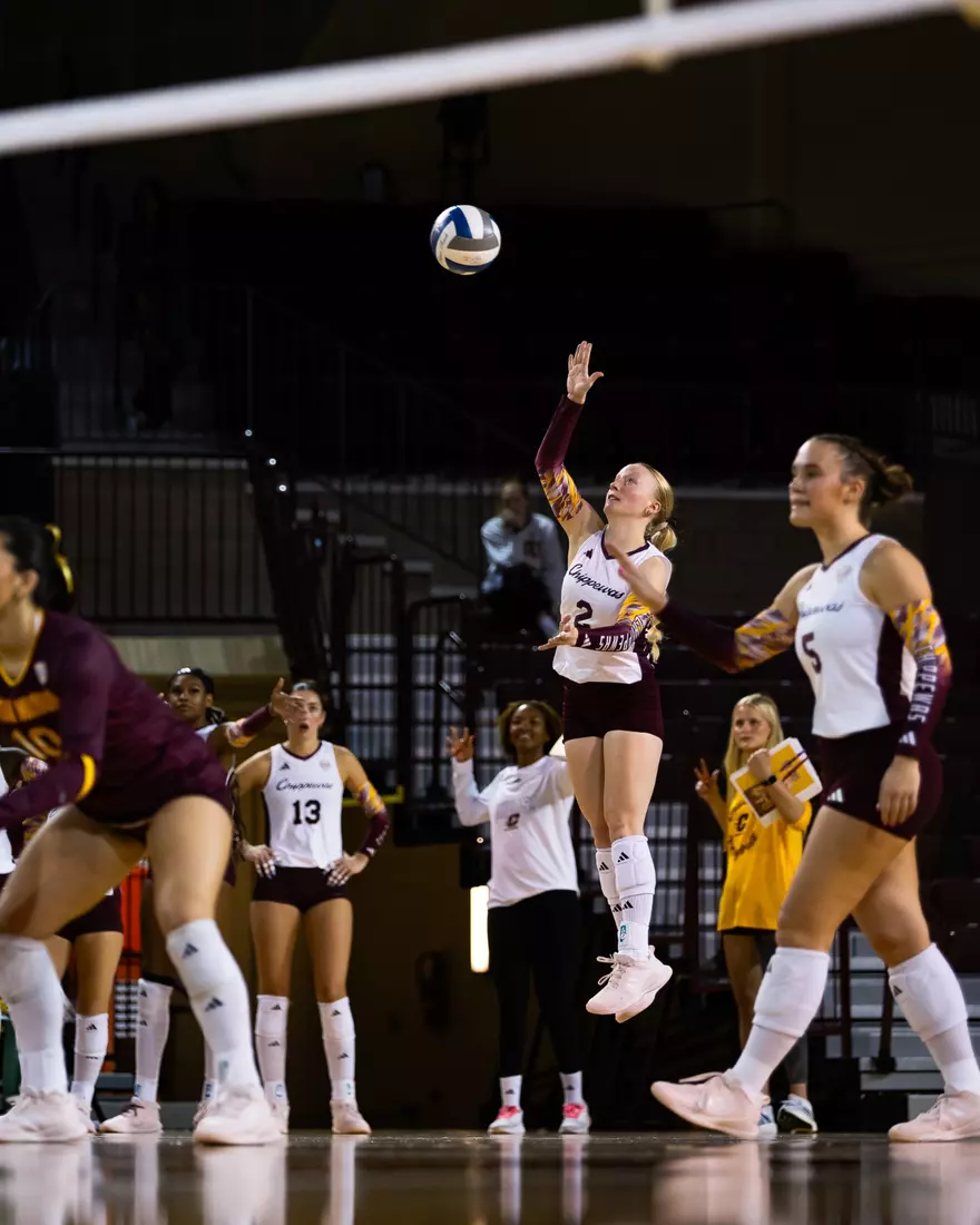 CMU Volleyball vs Eastern Michigan