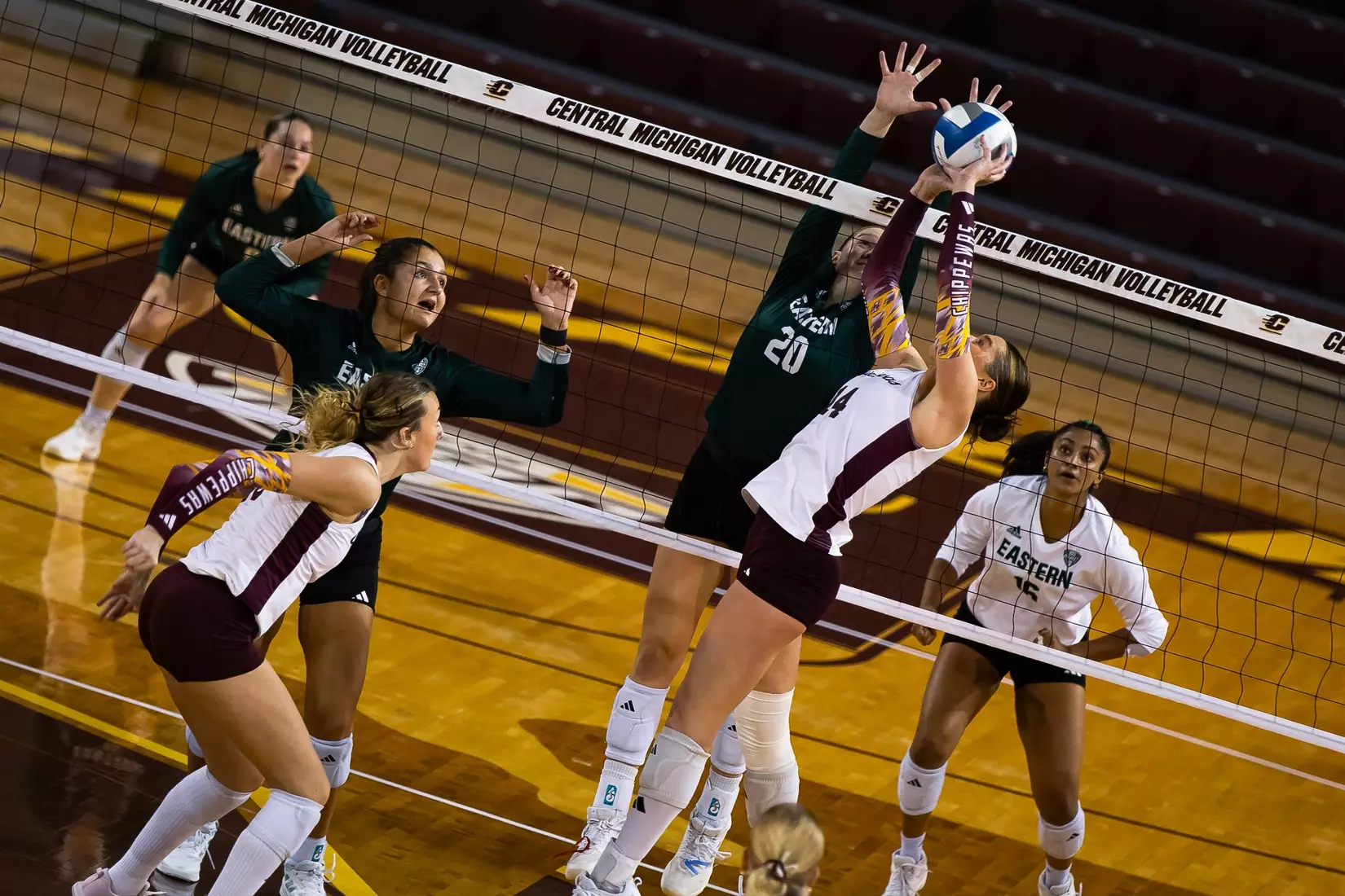 CMU Volleyball vs Eastern Michigan