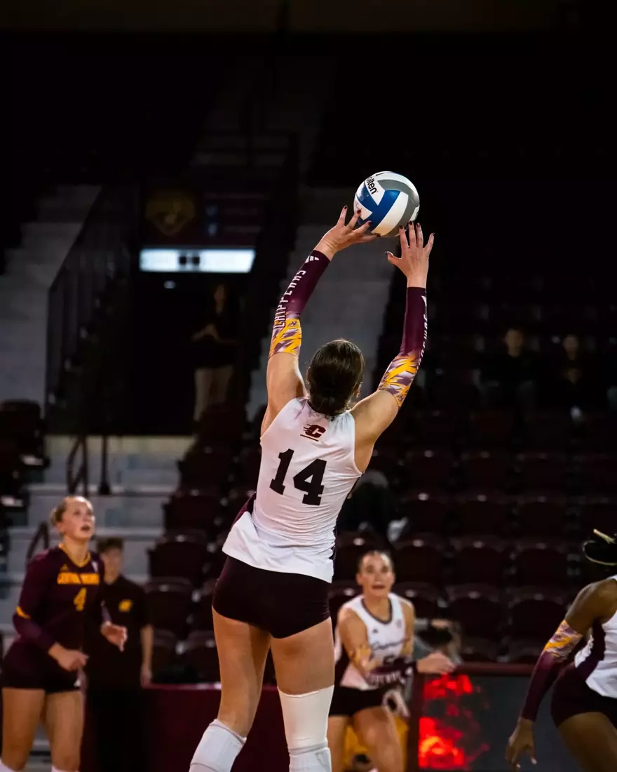 CMU Volleyball vs Eastern Michigan