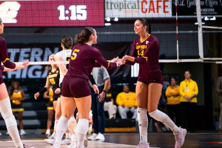 CMU volleyball vs Western Michigan
