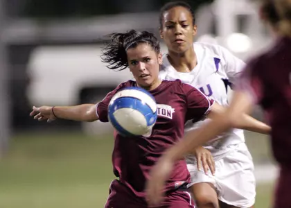 Cougars lose first conference game in OT to Davidson, 2-1