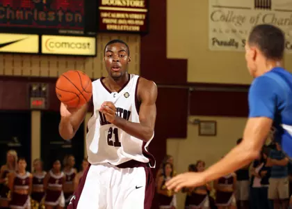 CofC Men's Basketball To Visit The MUSC Children's Hospital