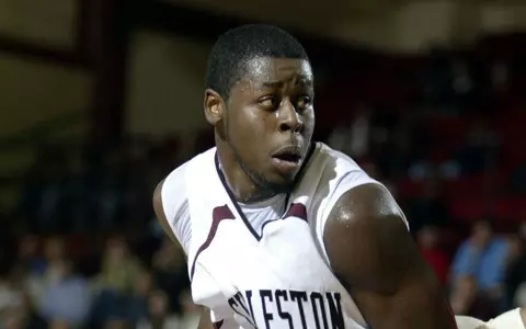 Josh Jackson Leaving CofC Basketball