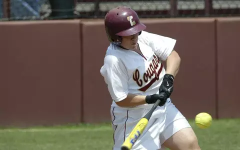 Cougars Face Furman in Softball Series