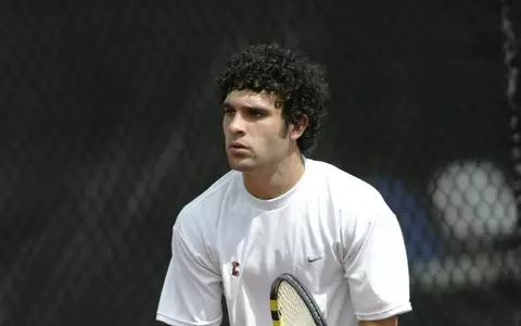 CofC Men?s Tennis Defeats Winthrop, 4-3