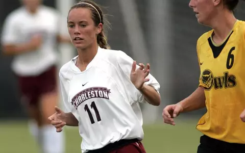 CofC Downs Winthrop, 4-0