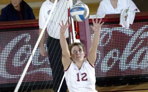 Iowa Volleyball Wins Challenge, Defeats CofC, 3-0