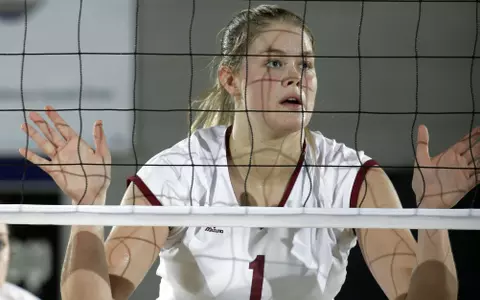 CofC Volleyball Falls 3-1 to Texas Arlington