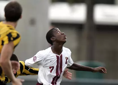 Men's Soccer Falls to Washington.