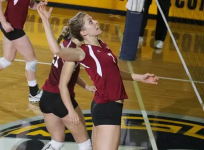 Cougars Drop 3-1 Decision to Cincinnati in Tournament Finale