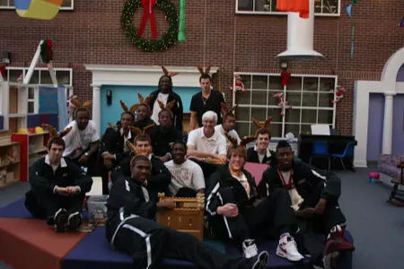 CofC Men's Basketball Visits The MUSC Children's Hospital