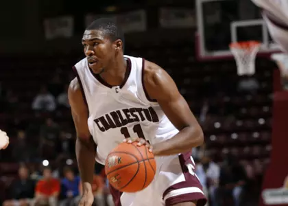 WCU Edges CofC, 70-68