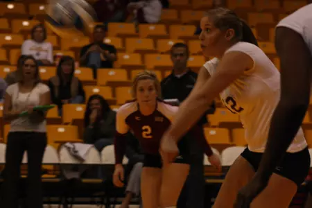 Cougars Advance to Championship Match