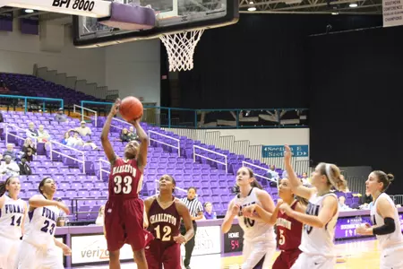 Paladins Survive Cougars, Take 61-56 Win