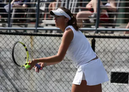 CofC Women?s Tennis Defeats Furman 6-1 in Historic Match