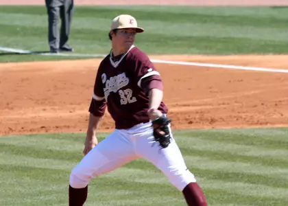 Baseball Advances in SoCon Tourney With 4-2 Win Over Western Carolina