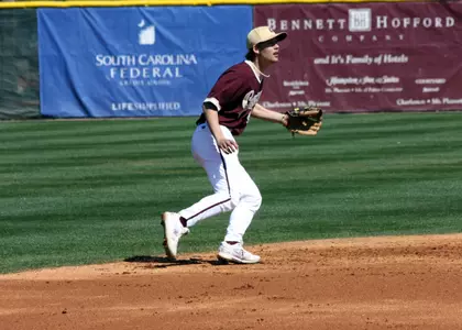 Baseball Completes Sweep of Youngstown State With 6-2 Victory