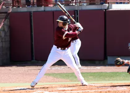 Cougars Use Five-Run Seventh To Defeat #4 Coastal Carolina 10-4