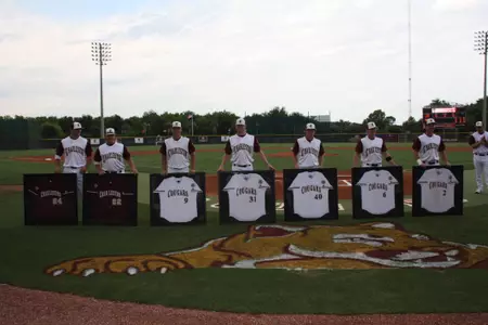 Baseball Closes Regular Season With 10-8 Win Over UNC Wilmington