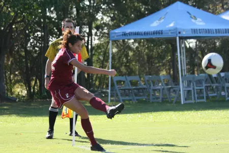 Women's Soccer Dominates in 6-1 Victory