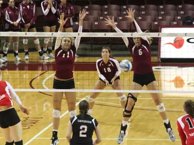 College of Charleston Sweeps Davidson, 3-0