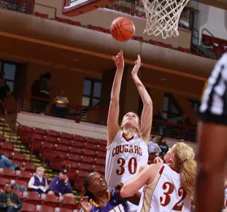 Women?s Basketball Captures Victory in Home Opener