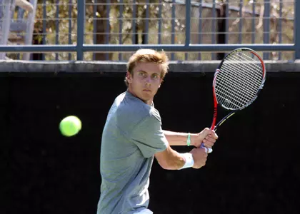 Cougars Down Bulls, 6-1, in Third-Straight Victory at Home