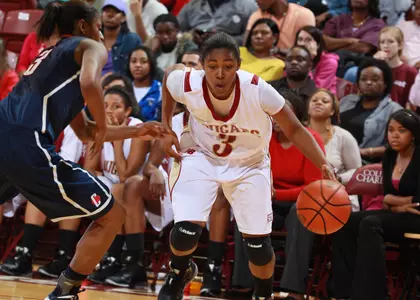 Cougars Fall at Elon