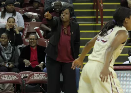 Cougars Drop Heartbreaker vs. Winthrop, 63-61