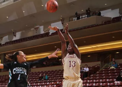 Cougars Rally for 57-55 Victory over Elon