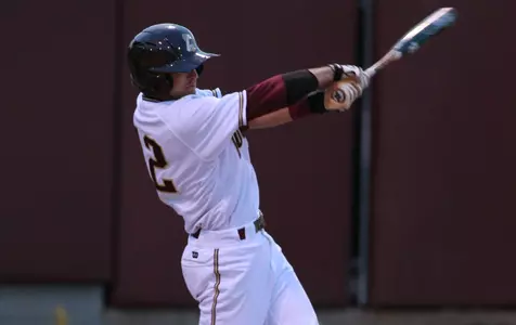 Cougars Score Season-High 15 Runs To Down CSU, 15-1