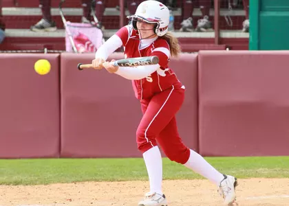 Softball Splits With Coastal Carolina