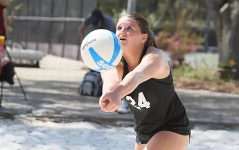 Cougars Sweep FAU, 5-0, In Sand Volleyball Dual
