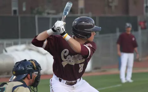 Cougars Score Three In Ninth Inning To Down UNCW, 6-5, In Walk-Off Fashion