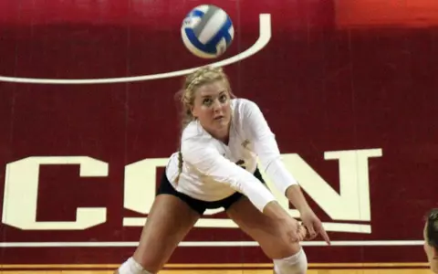 Cougars Rally To Defeat Georgetown In Five Sets