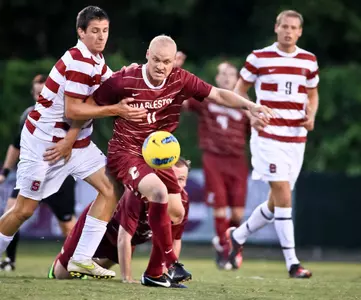 Men?s Soccer Explodes to High-Octane 4-2 Win over Winthrop