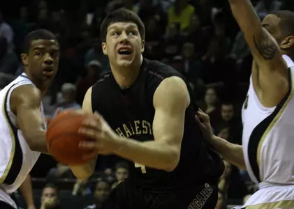 Cougars Get Back To Winning Ways On Road With 79-50 Rout Of Wofford