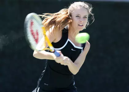 Women?s Tennis Knocks Off Defending Champions William & Mary in Colonial Debut