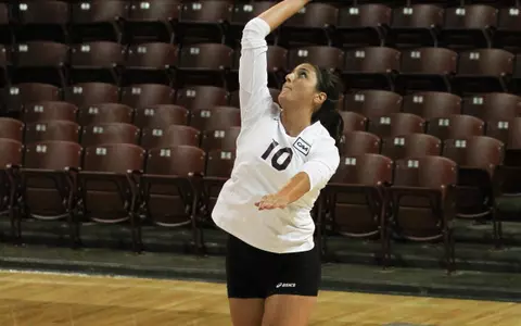 Loyola Marymount Wins 3-0 Decision Over CofC