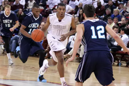 Buckets By Johnson! Cougars Hold On For 75-70 Win Over UNCW