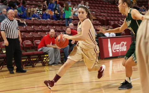 Cougars Outlasted By Pirates, 64-55