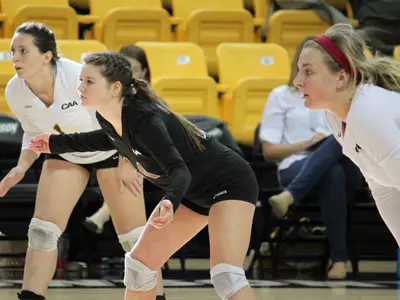 Volleyball Shocks Towson In Five Set Comeback