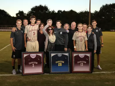 Men?s Soccer Upsets No. 22 Hofstra, Lundy Earns 300th CofC Win