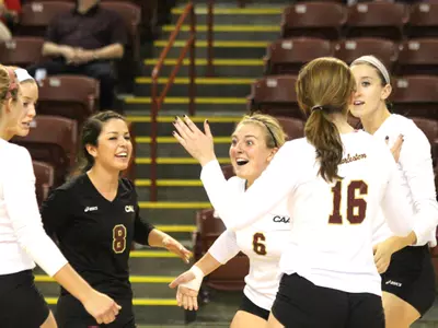 Cougars Outlast Delaware in Third Consecutive Five-Set Match