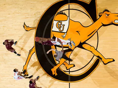 Barry's 30 Lifts Cougars To 86-68 Road Victory at Campbell